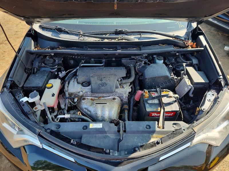 Photo 12 from auction – 2018 TOYOTA RAV4 with VIN 2T3RFREV6JW803195