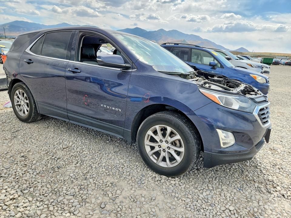 Photo 4 from auction – 2018 CHEVROLET EQUINOX with VIN 3GNAXSEV0JS516635