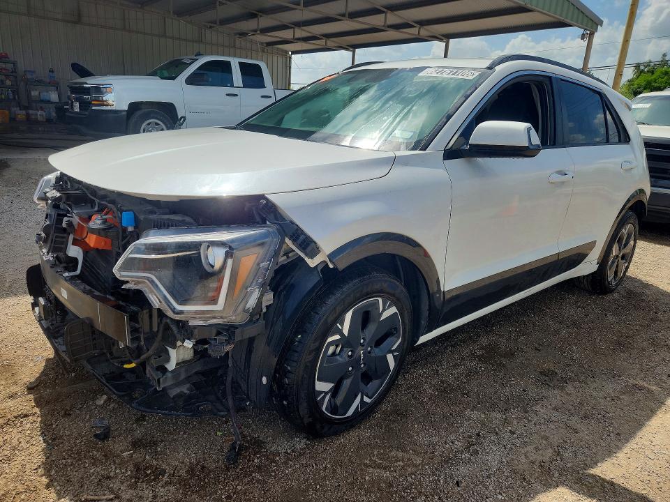 2024 KIA NIRO