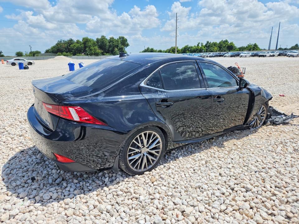 Photo 3 from auction – 2015 LEXUS IS with VIN JTHBF1D25F5057748