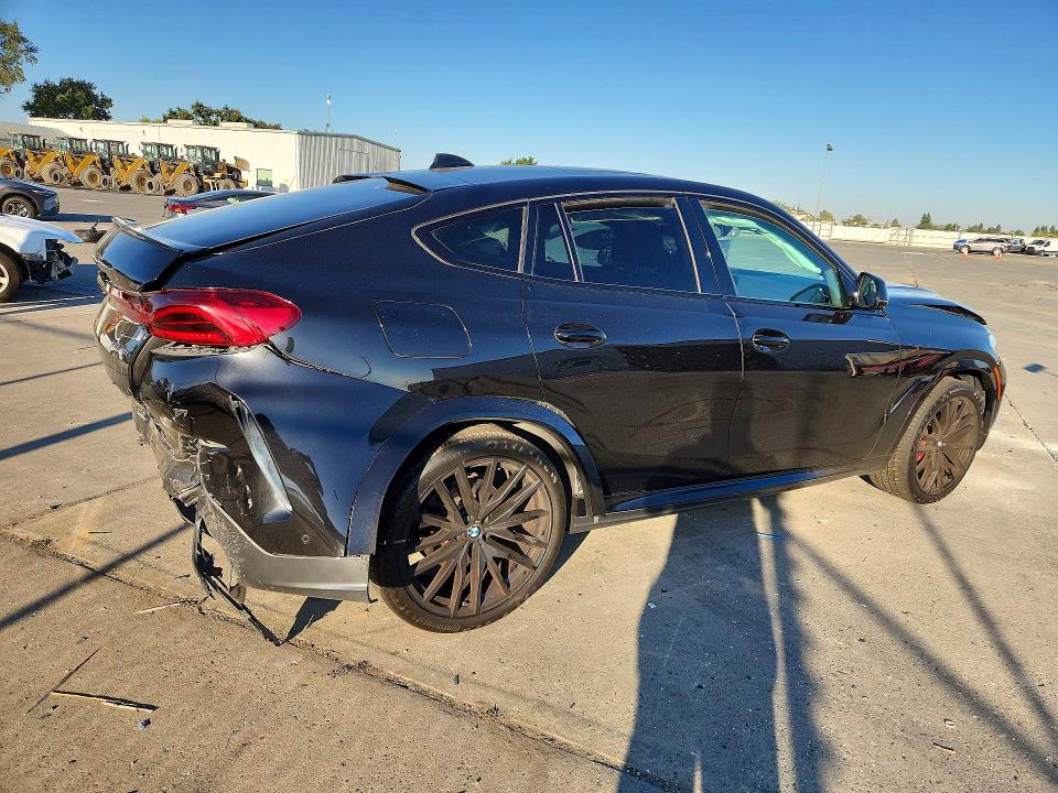 Photo 3 from auction – 2022 BMW X6 with VIN 5UXCY6C09N9N21322