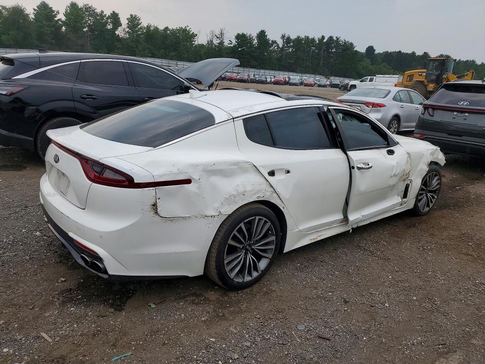 Photo 3 from auction – 2019 KIA STINGER with VIN KNAE25LA0K6059614