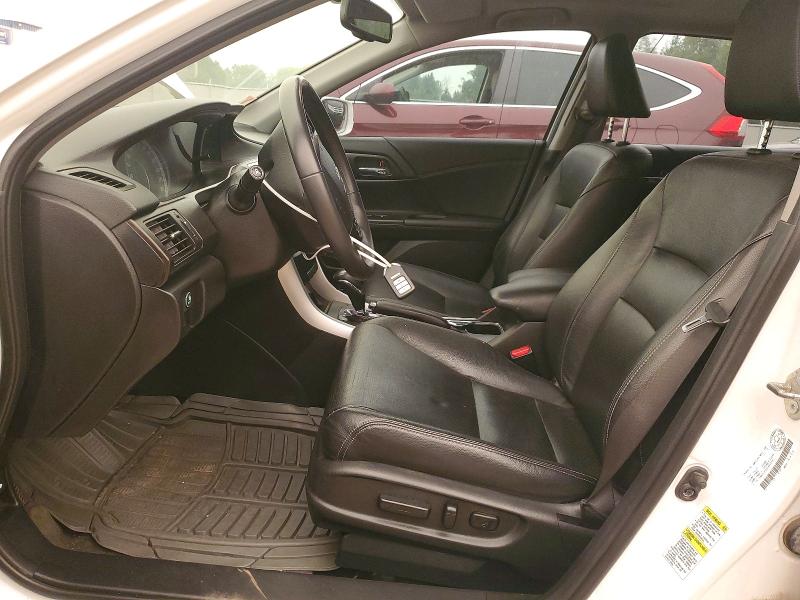 Photo 7 from auction – 2015 HONDA ACCORD with VIN 1HGCR2F83FA804681