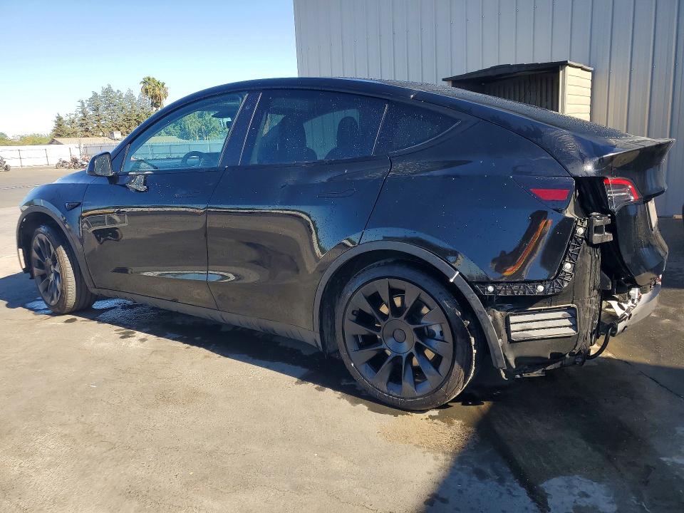 Photo 2 from auction – 2022 TESLA MODEL Y with VIN 7SAYGDEE2NF480564