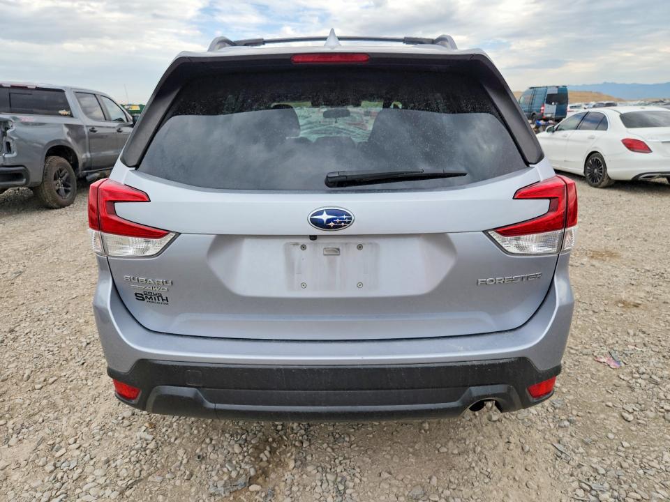 Foto 6 de la subasta – 2021 SUBARU FORESTER con VIN JF2SKAJC5MH446705