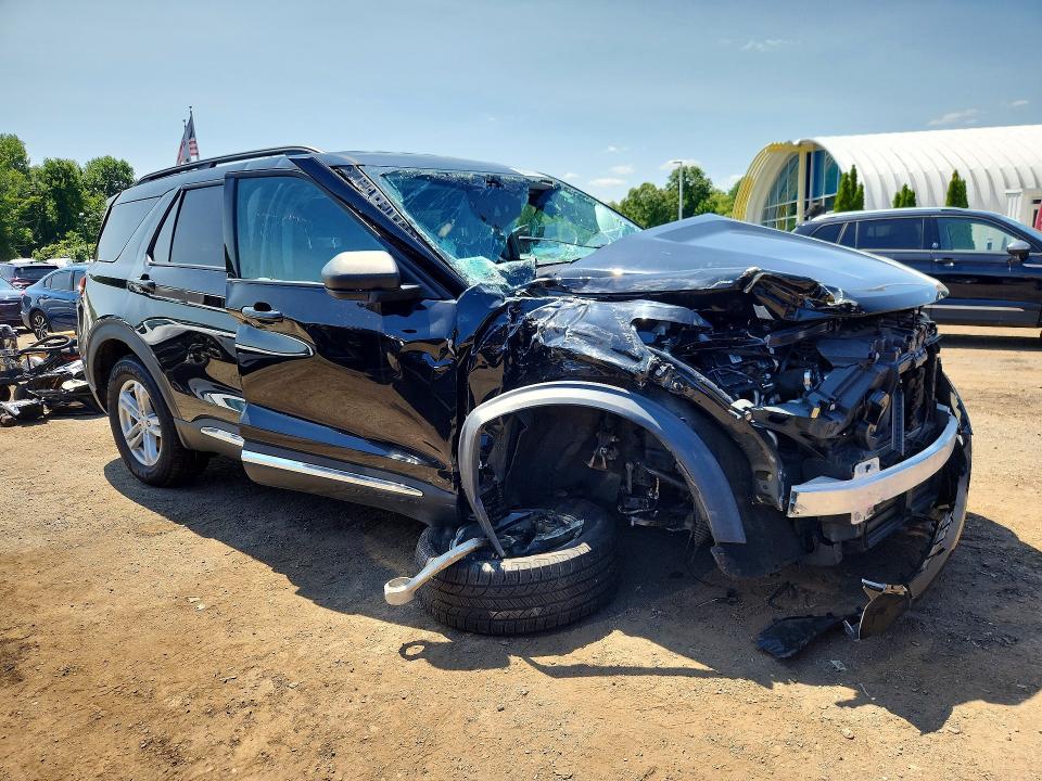 Photo 4 from auction – 2023 FORD EXPLORER with VIN 1FMSK8DH5PGA40699