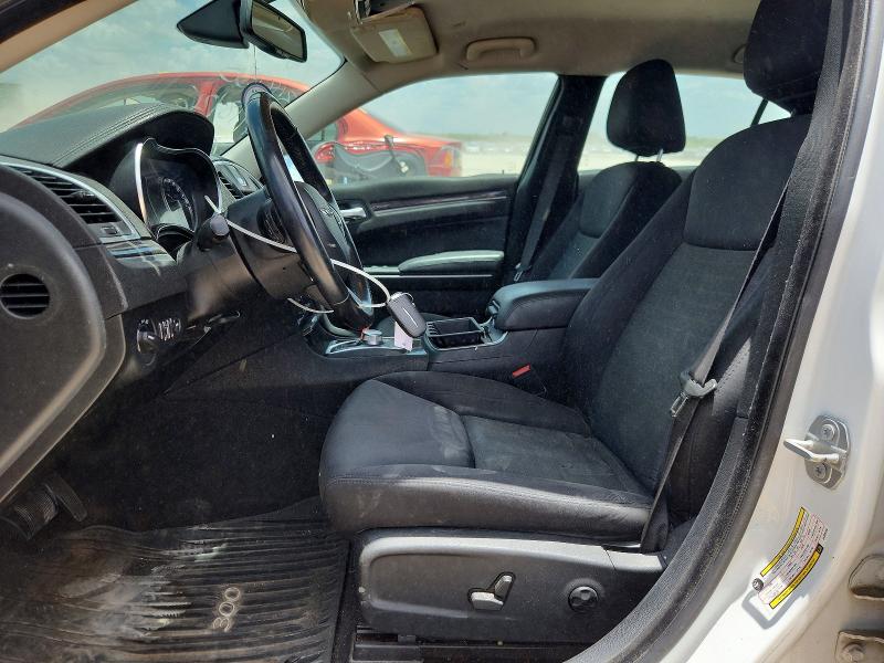 Photo 7 from auction – 2018 CHRYSLER 300 with VIN 2C3CCAAG6JH308250