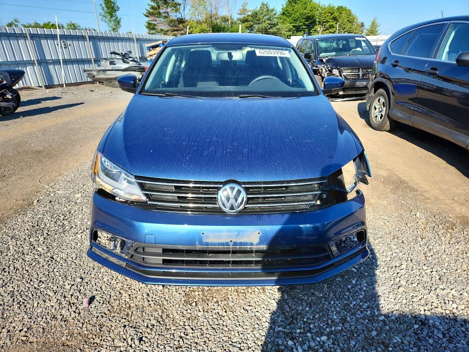 Photo 5 from auction – 2017 VOLKSWAGEN JETTA with VIN 3VW2B7AJ3HM298150