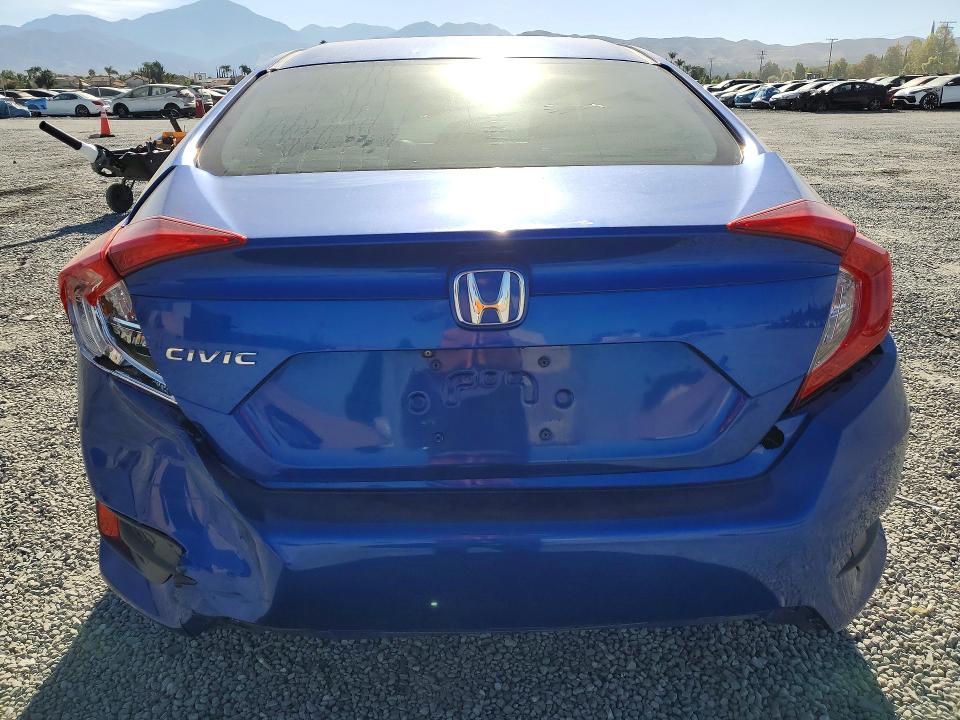 Photo 6 from auction – 2017 HONDA CIVIC with VIN 2HGFC2F54HH560578