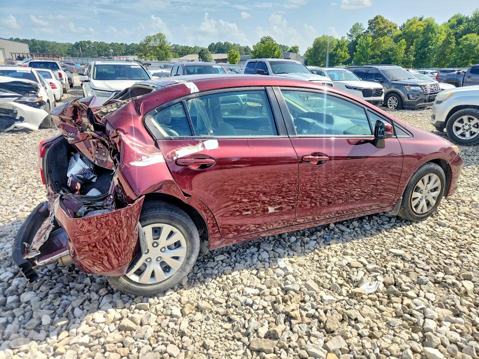 Photo 3 from auction – 2012 HONDA CIVIC with VIN 19XFB2F57CE108503
