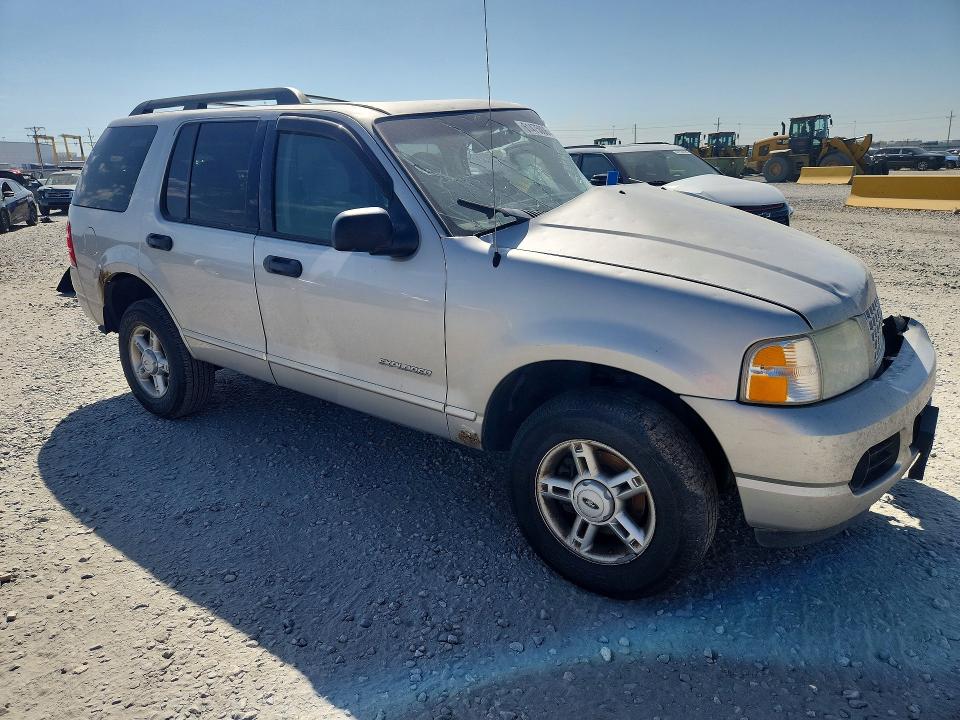 Zdjęcie 4 z aukcji – 2005 FORD EXPLORER z VIN 1FMZU73K25UA81418