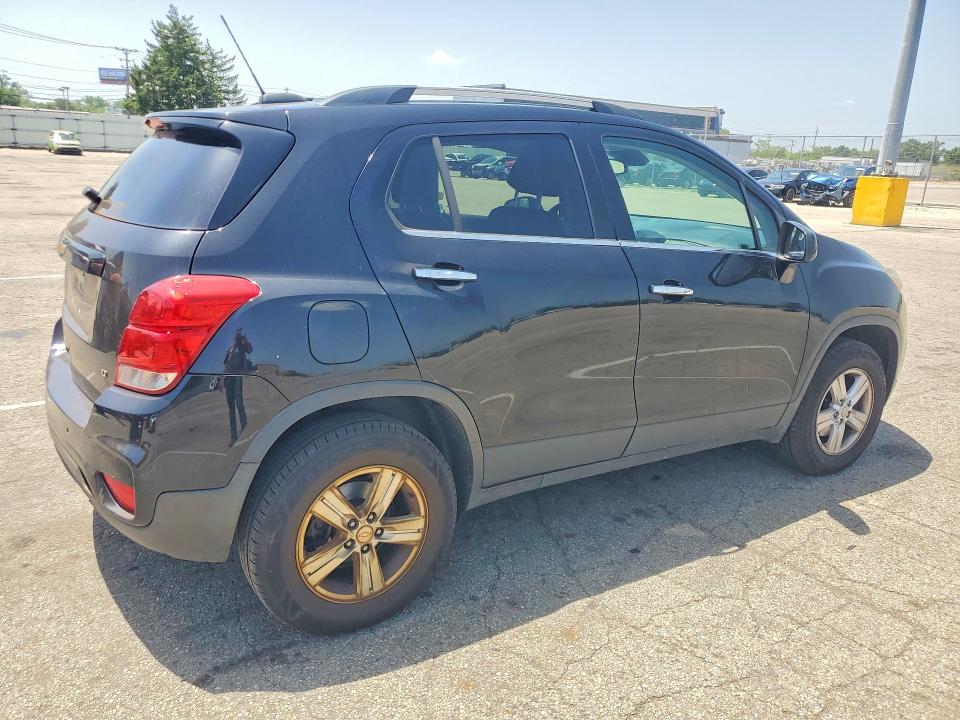 Photo 3 from auction – 2017 CHEVROLET TRAX with VIN 3GNCJPSB0HL236638