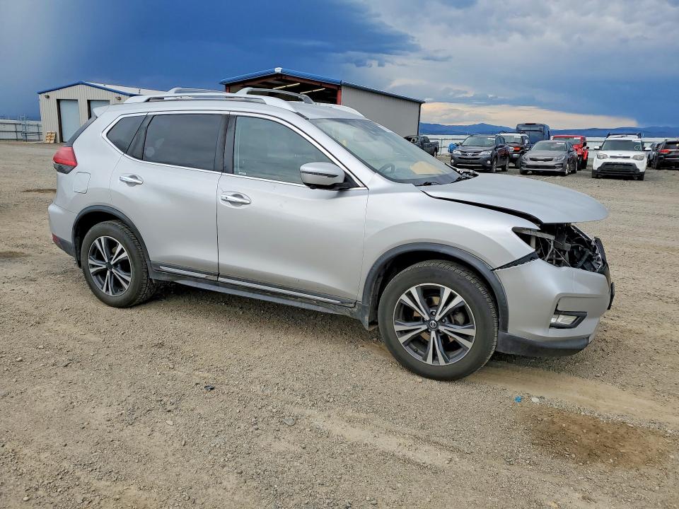 Photo 4 from auction – 2017 NISSAN ROGUE with VIN JN8AT2MV4HW003199