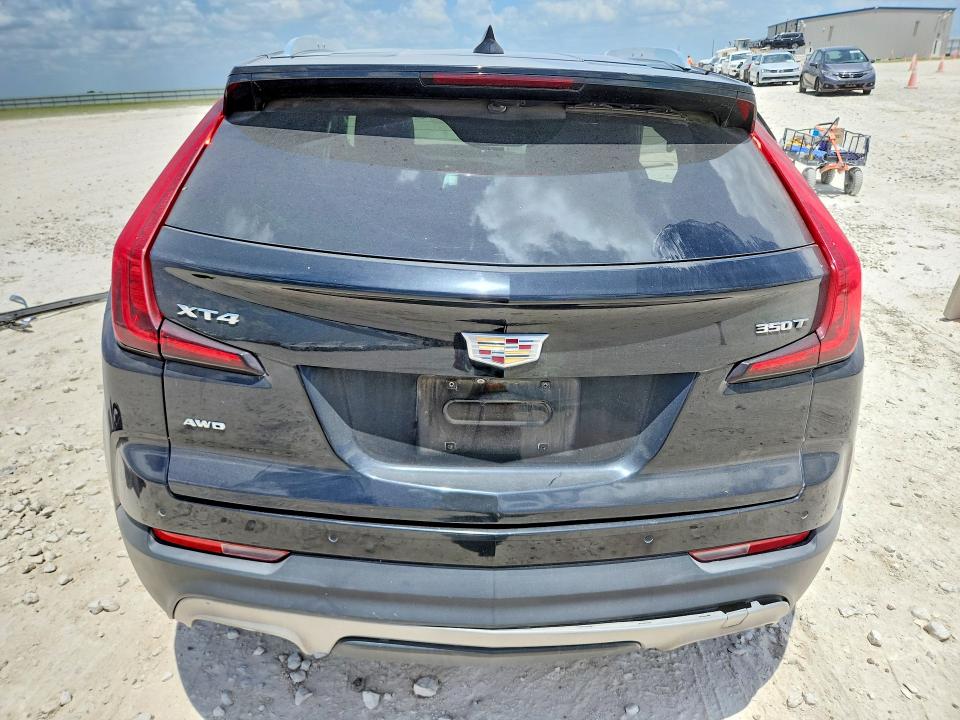 Photo 6 from auction – 2020 CADILLAC XT4 with VIN 1GYFZDR40LF069232