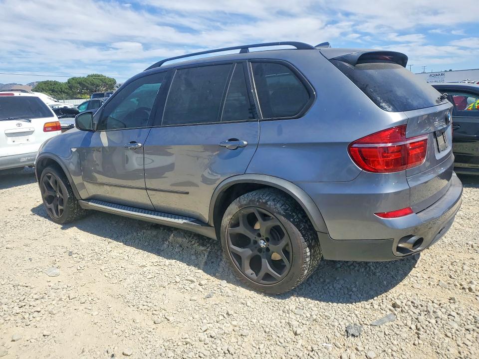 Photo 2 from auction – 2012 BMW X5 with VIN 5UXZW0C58C0B90181