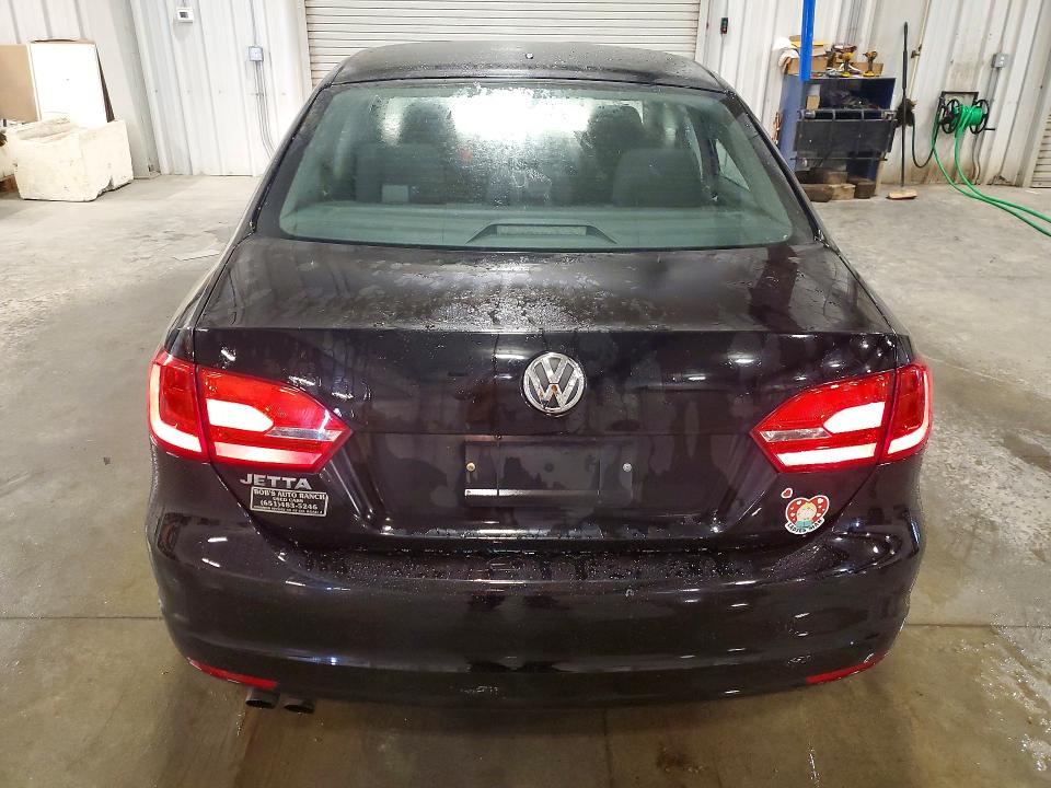Photo 6 from auction – 2011 VOLKSWAGEN JETTA with VIN 3VW2K7AJ0BM021785