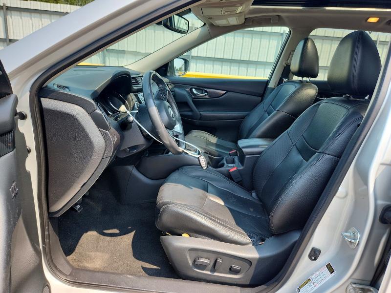 Photo 7 from auction – 2017 NISSAN ROGUE with VIN 5N1AT2MT6HC755431