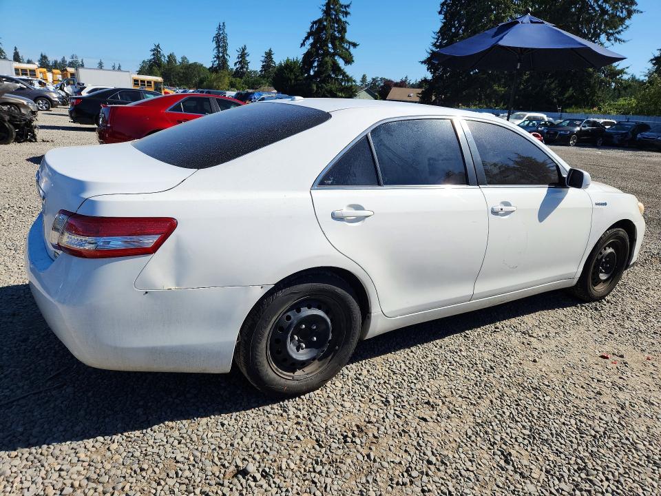 Photo 3 from auction – 2010 TOYOTA CAMRY with VIN 4T1BB3EK8AU125199