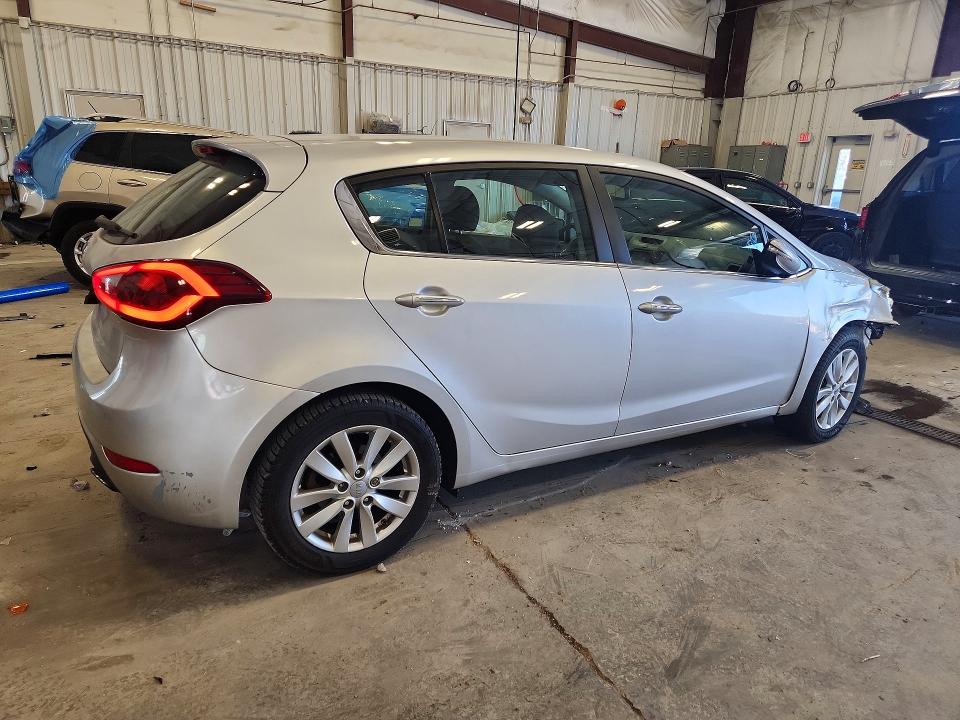 Photo 3 from auction – 2014 KIA FORTE with VIN KNAFX5A83E5211532