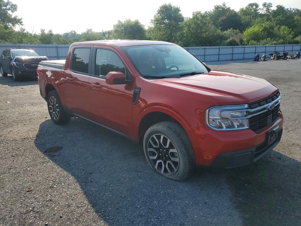 Photo 4 from auction – 2022 FORD MAVERICK with VIN 3FTTW8E30NRA94501