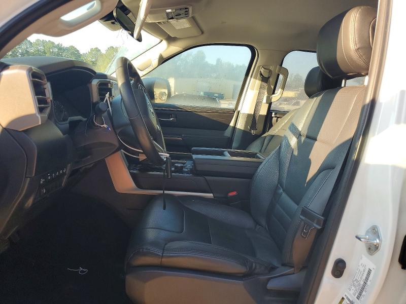Photo 7 from auction – 2024 TOYOTA TUNDRA with VIN 5TFLA5AB2RX031116