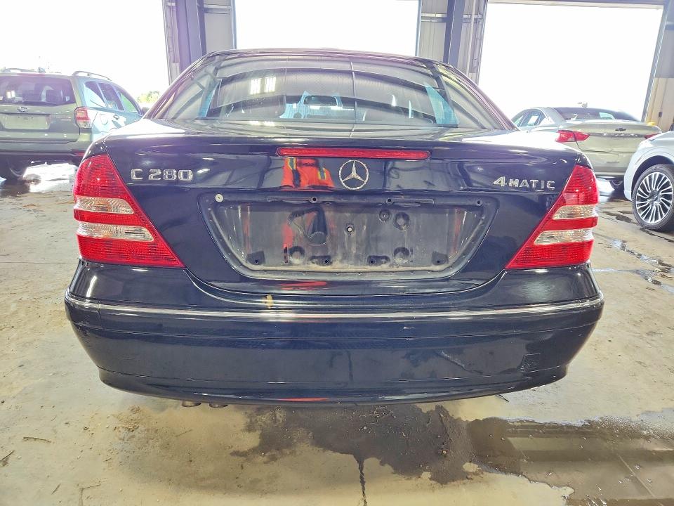 Photo 6 from auction – 2007 MERCEDES-BENZ C with VIN WDBRF92H47F913329