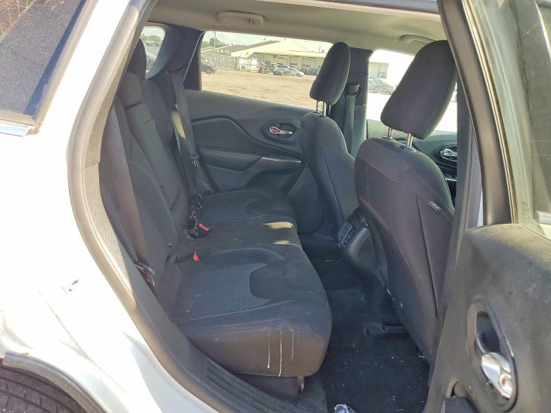 Photo 11 from auction – 2019 JEEP CHEROKEE with VIN 1C4PJLCB7KD222976