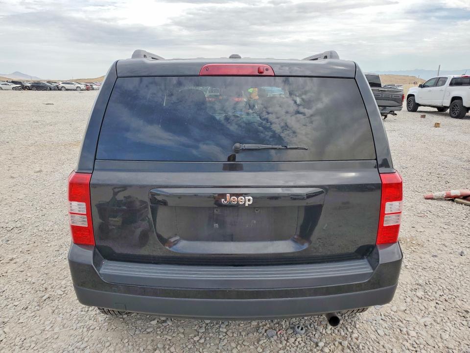 Photo 6 from auction – 2016 JEEP PATRIOT with VIN 1C4NJPBA1GD815005
