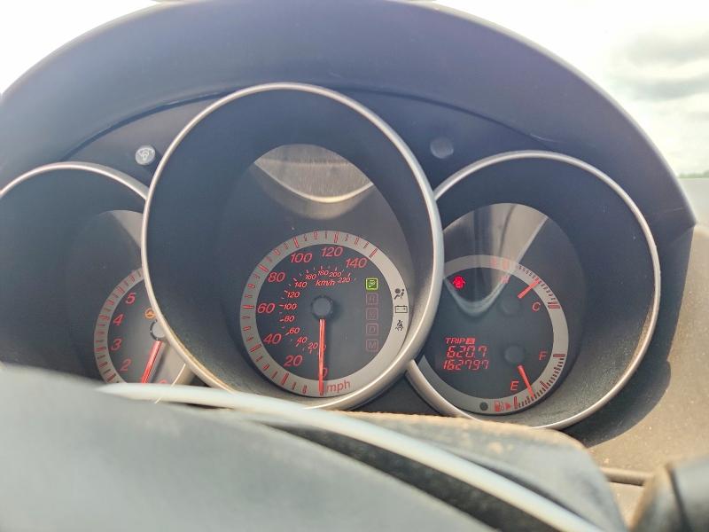 Foto 9 de la subasta – 2004 MAZDA 3 con VIN JM1BK323541216258
