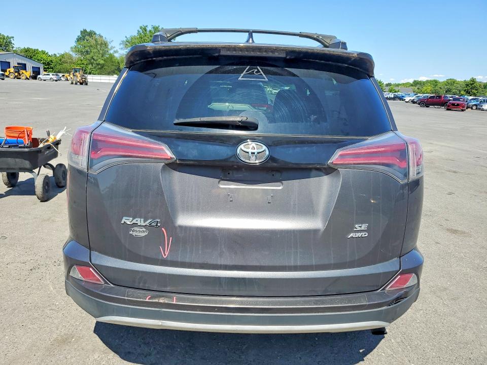 Photo 6 from auction – 2016 TOYOTA RAV4 with VIN 2T3JFREV3GW482397