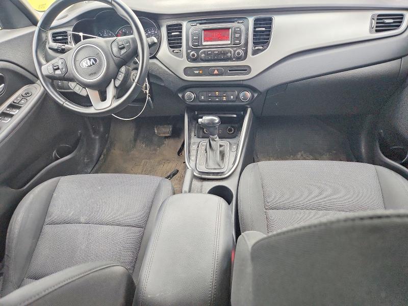 Photo 8 from auction – 2016 KIA RONDO with VIN KNAHT8A39G7126003