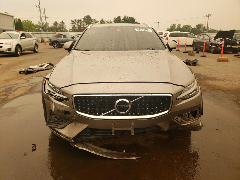 Photo 5 from auction – 2020 VOLVO V60 CROSS COUNTRY with VIN YV4102WK5L1041566
