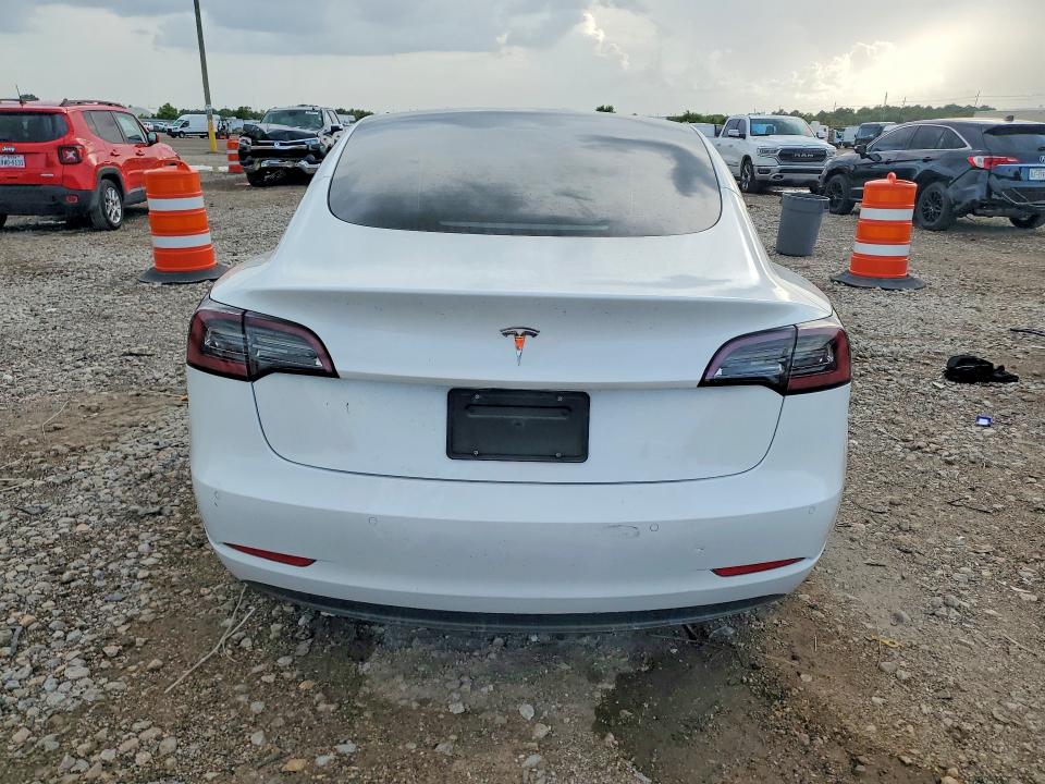 Photo 6 from auction – 2022 TESLA MODEL 3 with VIN 5YJ3E1EA7NF289070