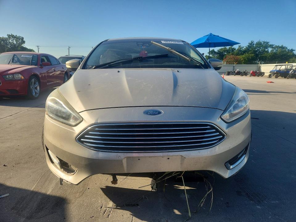 Photo 5 from auction – 2017 FORD FOCUS with VIN 1FADP3N21HL299135