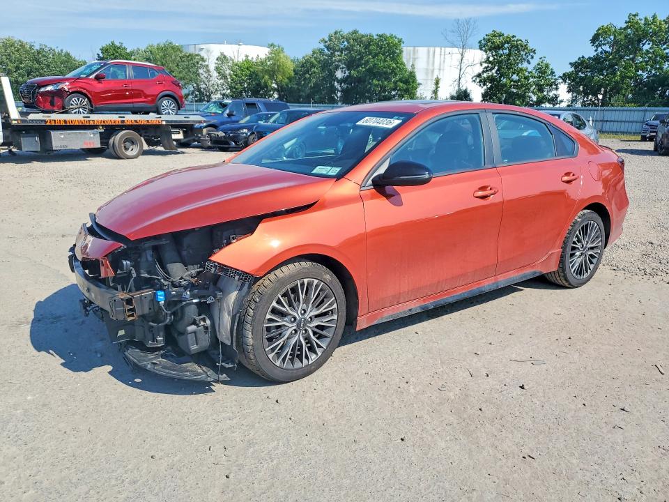 KIA FORTE 2023 z numerem VIN 3KPF54AD2PE657369 - Zdjęcie z aukcji