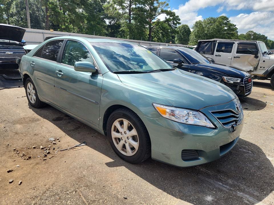 Photo 4 from auction – 2011 TOYOTA CAMRY with VIN 4T1BF3EK3BU758683