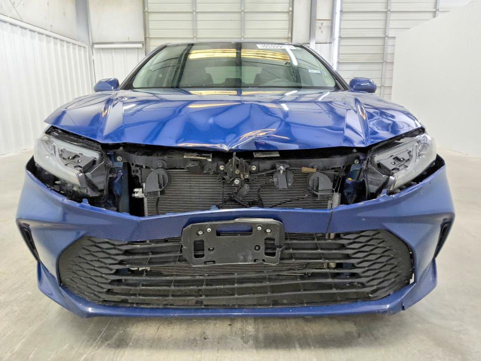 Photo 5 from auction – 2025 TOYOTA CAMRY with VIN 4T1DAACK1SU038586