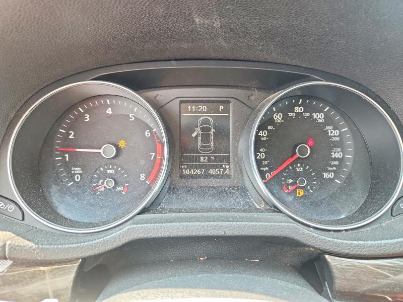 Photo 9 from auction – 2016 VOLKSWAGEN PASSAT with VIN 1VWBT7A34GC030237