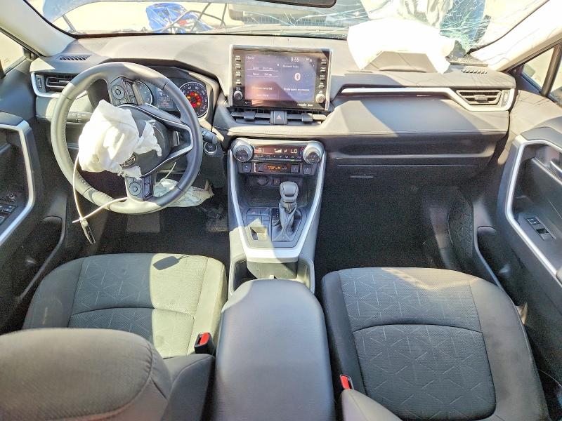 Photo 8 from auction – 2022 TOYOTA RAV4 with VIN 2T3P1RFV1NC287713