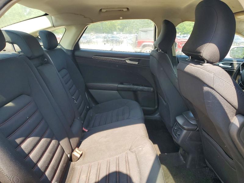 Photo 10 from auction – 2016 FORD FUSION with VIN 3FA6P0H71GR209688
