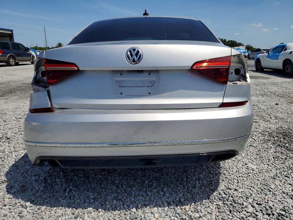 Photo 6 from auction – 2018 VOLKSWAGEN PASSAT with VIN 1VWAA7A30JC014366
