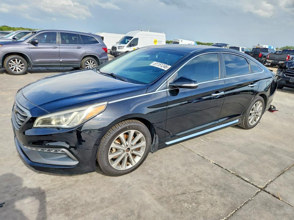 HYUNDAI SONATA 2016 con VIN 5NPE34AF9GH418092 - Foto de la subasta