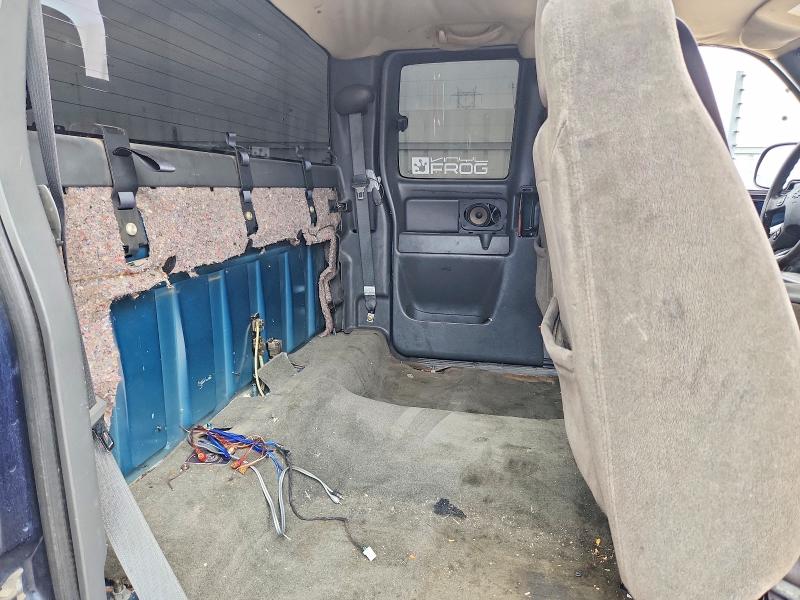 Photo 10 from auction – 2005 CHEVROLET SILVERADO with VIN 1GCEK19Z55Z244933