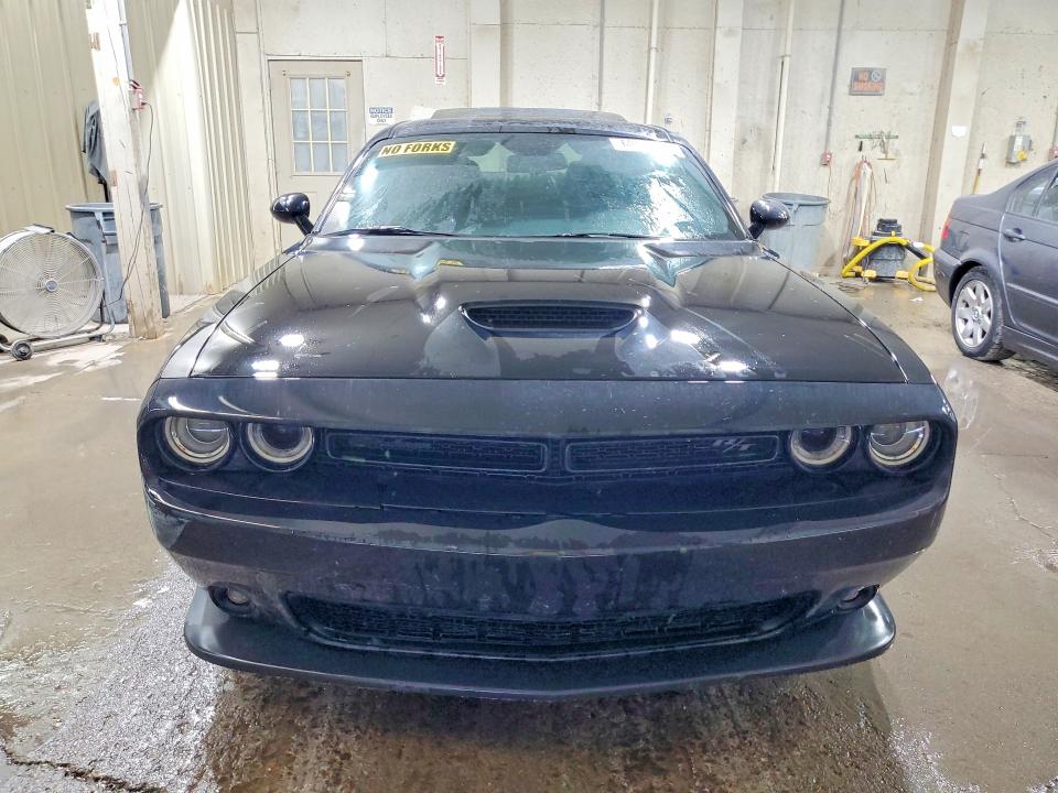 Photo 5 from auction – 2021 DODGE CHALLENGER with VIN 2C3CDZBT4MH555701