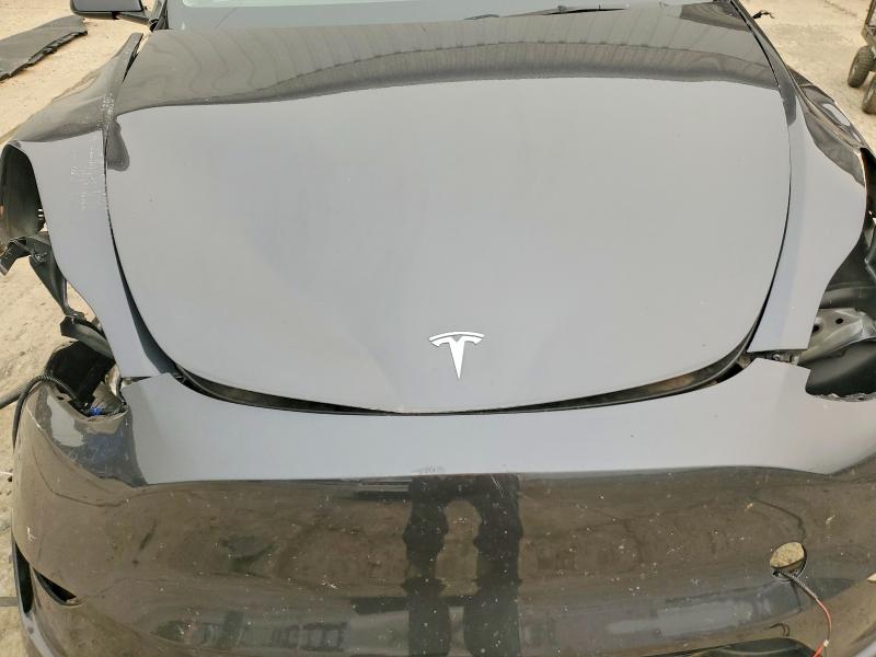 Photo 11 from auction – 2025 TESLA MODEL Y with VIN 7SAYGDEF8SF310827