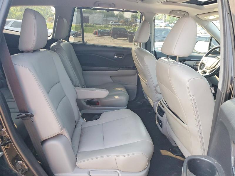 Photo 11 from auction – 2019 HONDA PILOT with VIN 5FNYF6H6XKB093000