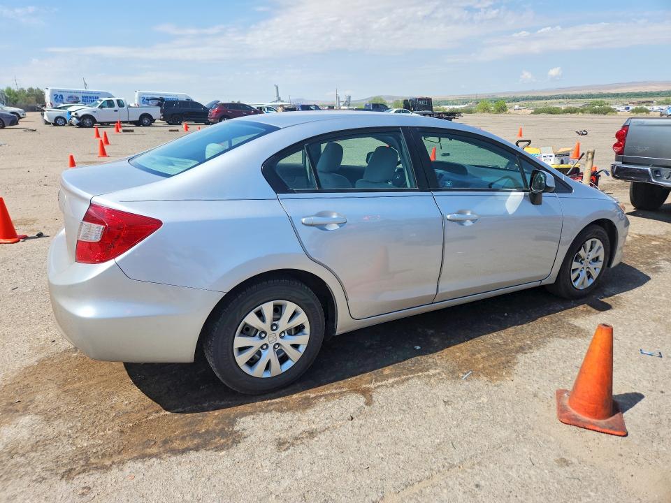 Photo 3 from auction – 2012 HONDA CIVIC with VIN 19XFB2F50CE008727