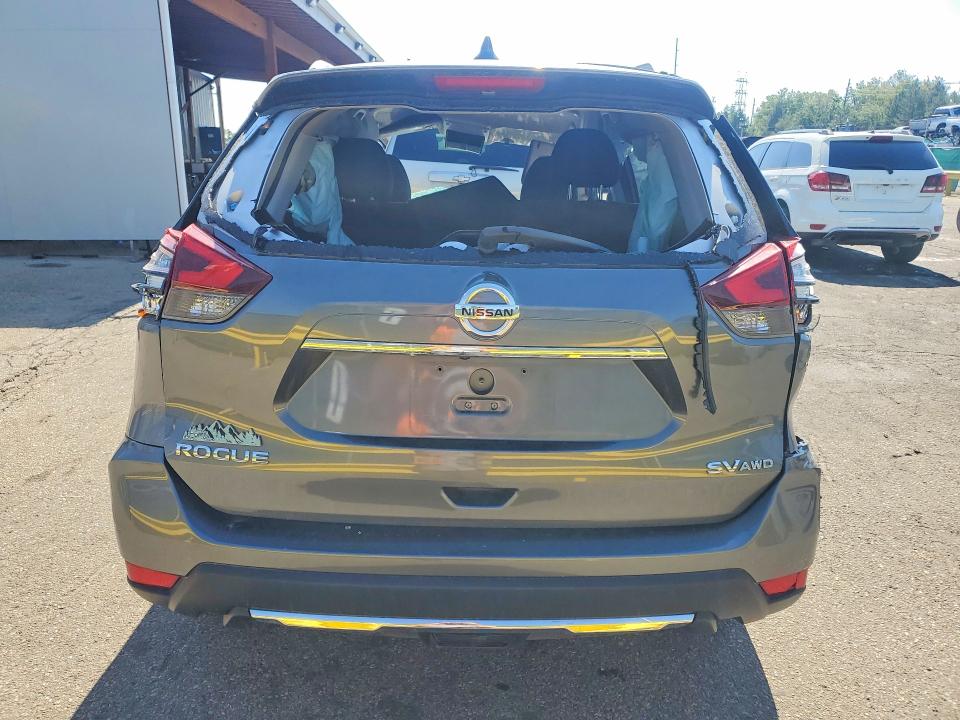 Photo 6 from auction – 2017 NISSAN ROUGE with VIN KNMAT2MV1HP617620