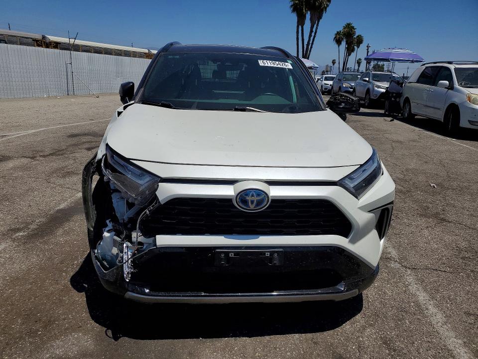 Photo 5 from auction – 2022 TOYOTA RAV4 with VIN 4T3E6RFV4NU092289
