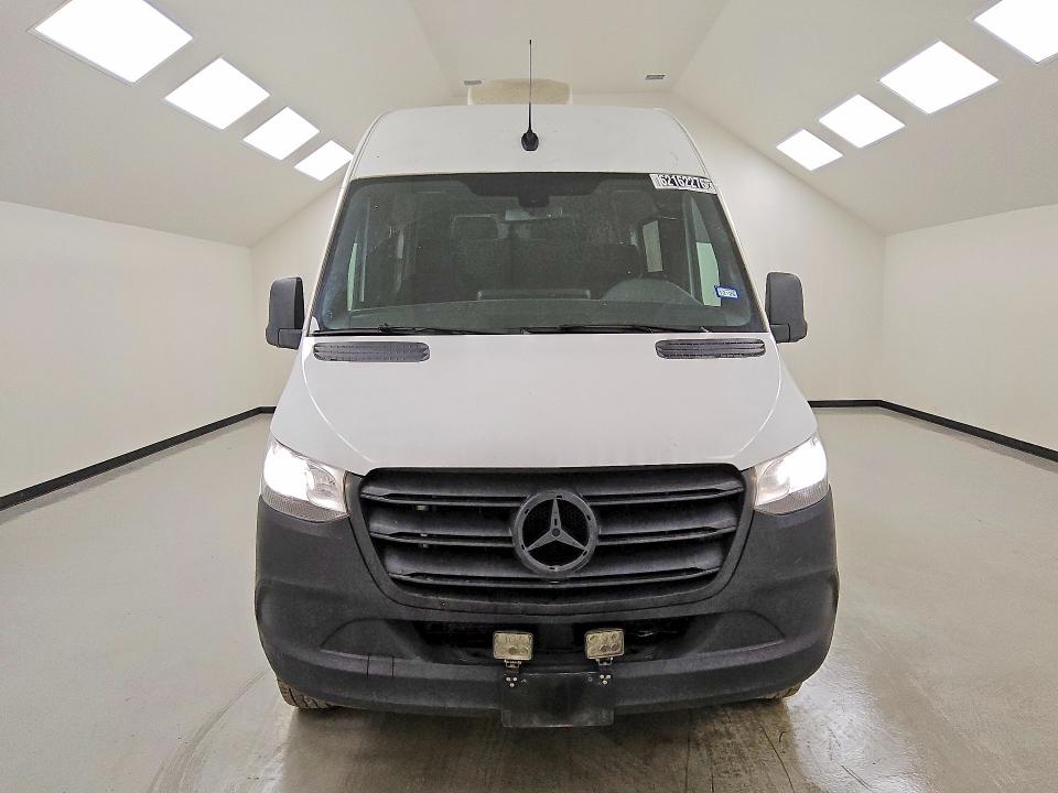 Photo 5 from auction – 2020 MERCEDES-BENZ SPRINTER with VIN W1W4ECHY7LT036838